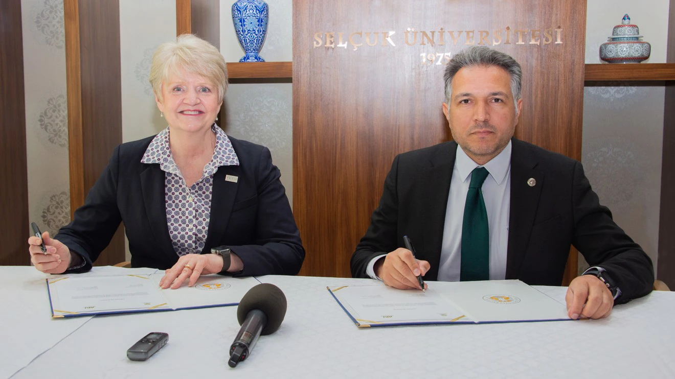 US delegation admired Selçuk University